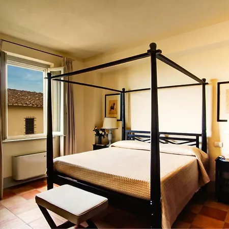 Casorelle Sleeps 8 Pool Wifi